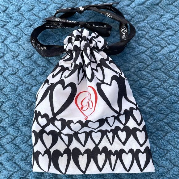 Brighton Adore Me Tuscan Open Heart Silver Necklace NWT Storage Bag - Picture 7 of 9